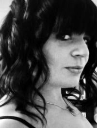 Tiffany Reisz